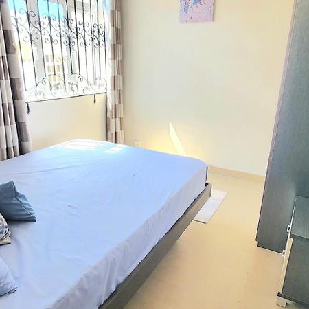 Number 7, 2Nd Floor, Pebble Bay Apartments With Garden View Grand Baie Esterno foto