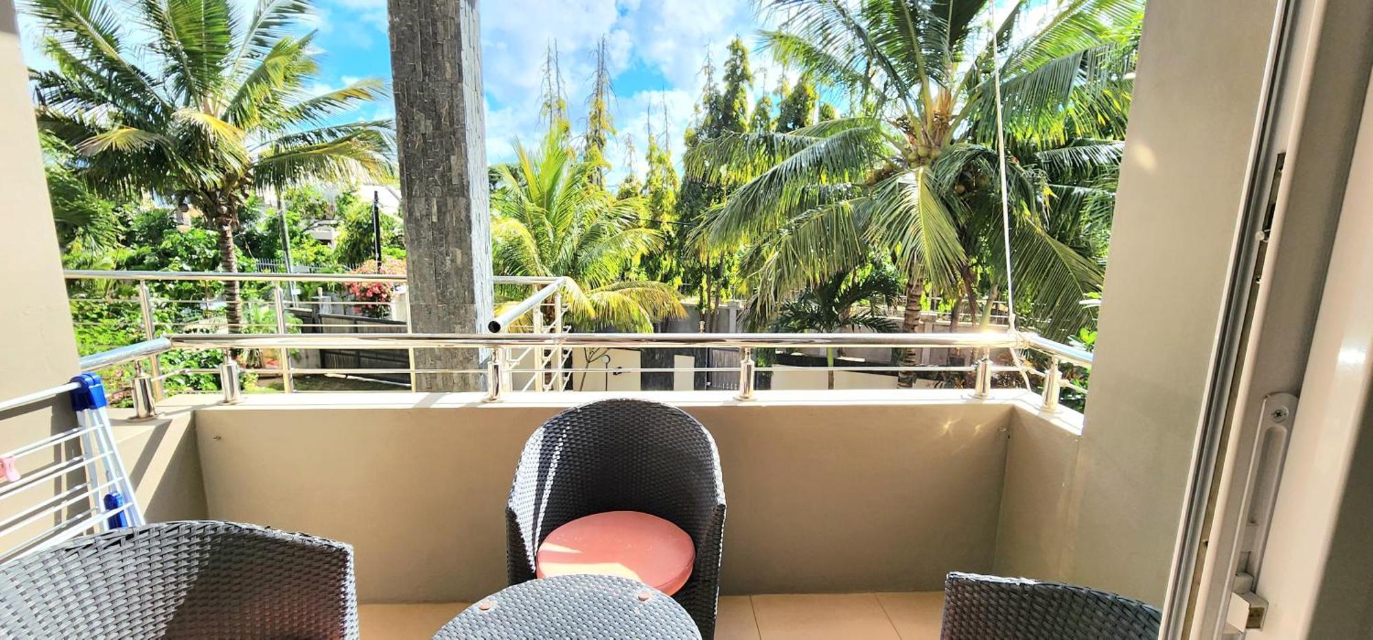 Number 7, 2Nd Floor, Pebble Bay Apartments With Garden View Grand Baie Esterno foto