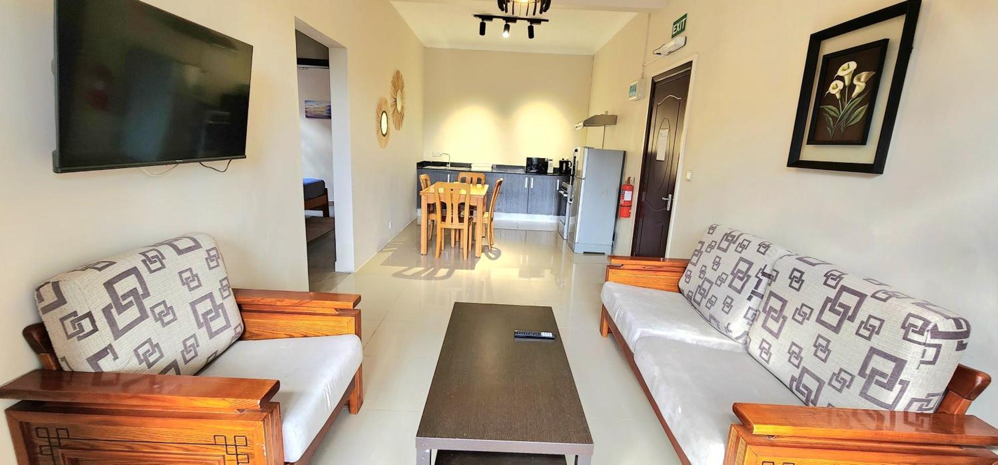 Number 7, 2Nd Floor, Pebble Bay Apartments With Garden View Grand Baie Esterno foto